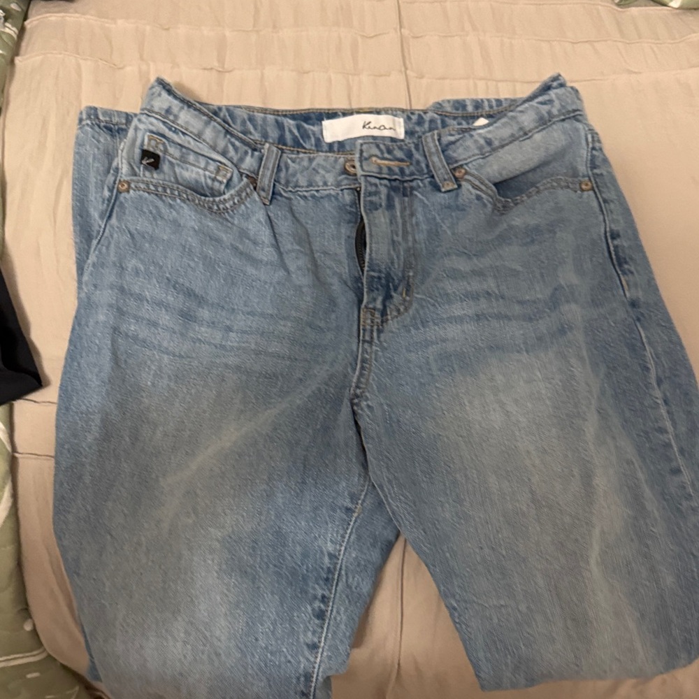 KanCan Women's Relaxed Jeans in Light Blue